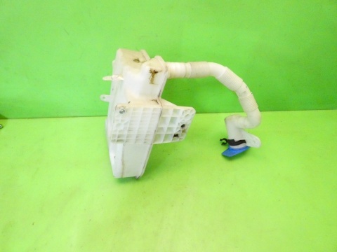 Zbiorniczek płynu spryskiwaczy 1K0955453Q AUDI A3 8P 1.6 8V 03-05