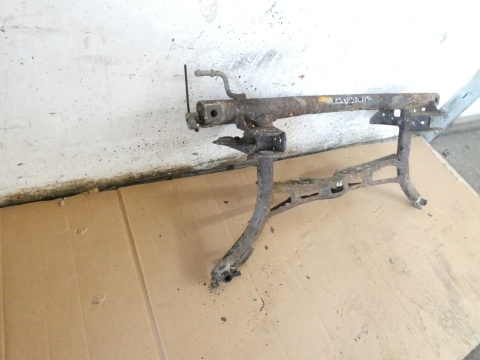 Sanki wózek kołyska belka zawieszenia tył AUDI A3 8P 1.6 8V HB 3D 03-05