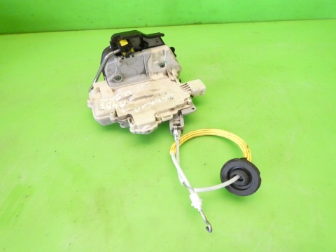 Centralny zamek lewy tył 8E0839015AA 8pin AUDI A4 B7 04-08