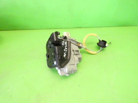 Centralny zamek prawy tył 8E0839016AA 7pin AUDI A4 B7 04-08