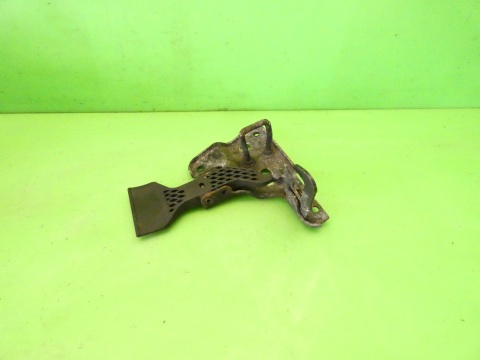 Rygiel zamek maski 8E0823480E AUDI A4 B7 04-08