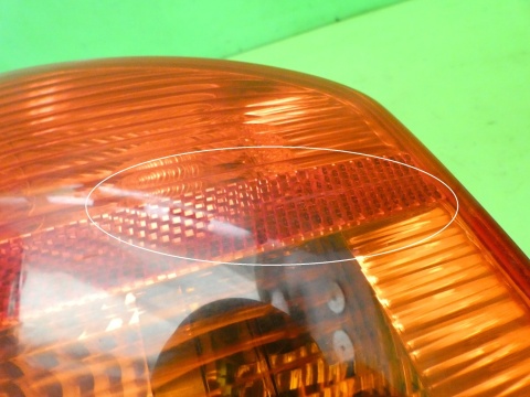 Lampa prawa tył w błotnik 8E5945096 hella AUDI A4 B7 SEDAN 04-08