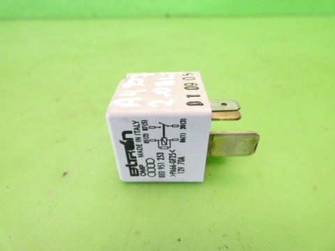 Przekaźnik 614 8E0951253 AUDI A4 B7 2.0 ALT 04-08