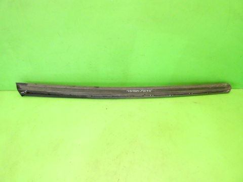 Listwa drzwiowa prawa przód dół 8E0853960 AUDI A4 B6 5D 00-04