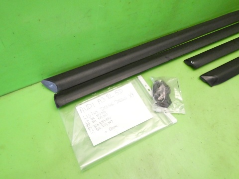 Listwa listwy drzwiowe dół prawa lewa przód tył AUDI A3 8L 5D 03-05