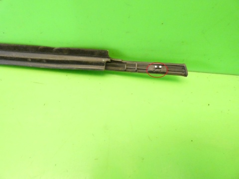 Listwa zgarniająca lewa tył FIAT SEDICI I FL 09-14