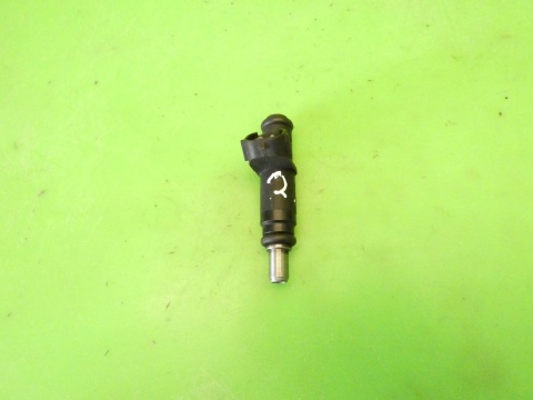 Wtrysk wtryskiwacz 06B133551T AUDI A4 B7 2.0 ALT 130KM 04-08