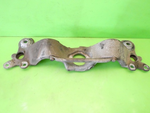 Łapa belka skrzyni multitronic podpora 8E0399263AG AUDI A4 B7 2.0 ALT 04-08