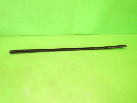 Listwa szyby czołowej lewa przód 8E0854327E AUDI A4 B7 SEDAN 04-08