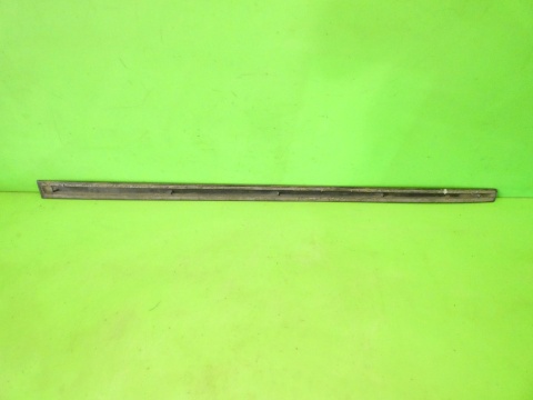 Listwa drzwiowa lewa przód 8E0853953 LZ9Y AUDI A4 B7 SEDAN 04-08