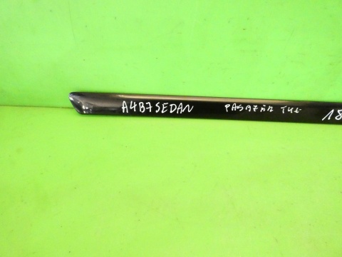 Listwa drzwiowa prawa tył 8E0853964 LZ9Y AUDI A4 B7 SEDAN 04-08