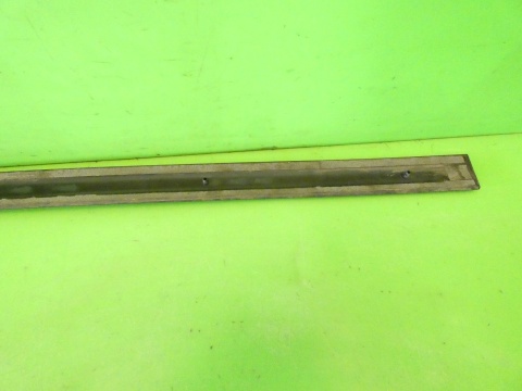 Listwa drzwiowa prawa tył 8E0853964 LZ9Y AUDI A4 B7 SEDAN 04-08