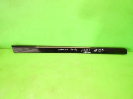 Listwa drzwiowa lewa przód dół 8E0853959E LZ9Y AUDI A4 B7 SEDAN 04-08