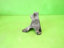 Łapa wspornik silnika prawa 8E0199308A AUDI A4 B7 2.0 ALT 130KM 04-08