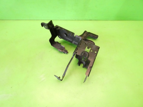 Łapa podstawa pompy abs 8E0614119AF AUDI A4 B7 2.0 ALT 04-08