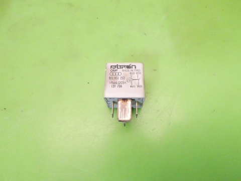 Przekaźnik 614 8E0951253 AUDI A4 B7 2.0 ALT 04-08