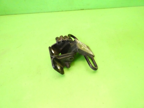 Zawias ogranicznik drzwi prawy przód dół LZ9Y 8E0831412B AUDI A4 B7 04-08