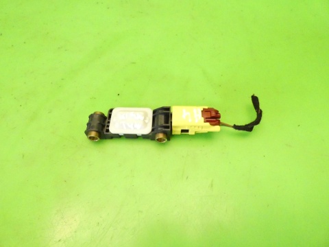 Czujnik uderzeniowy lewy tył 8E0959643B AUDI A4 B7 2.0 ALT 04-08