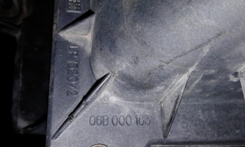 Obudowa filtra powietrza 06B133837AG 06B000183 AUDI A4 B7 2.0 ALT 04-08