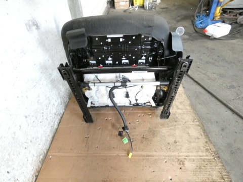 Fotel lewy kierowcy przód AUDI A4 B7 SEDAN 04-08