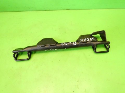 Isofix mocowanie fotelika lewy tył 8E0813545B AUDI A4 B7 SEDAN 04-08