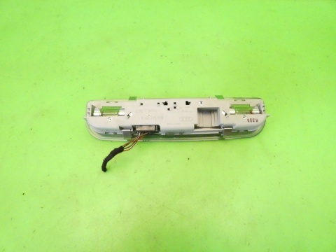 Lampka oświetlenie kabiny tył 8P0947111A AUDI A4 B7 04-08