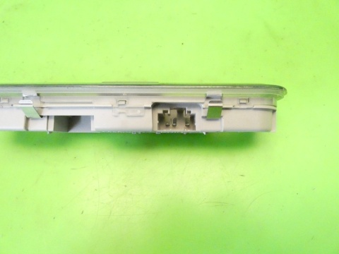 Lampka oświetlenie kabiny tył 8P0947111A AUDI A4 B7 04-08