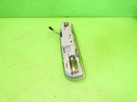 Lampka oświetlenie kabiny tył 8P0947111A AUDI A4 B7 04-08