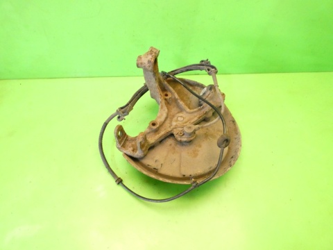 Zwrotnica piasta prawa tył AUDI A4 B7 2.0 ALT SEDAN 04-08