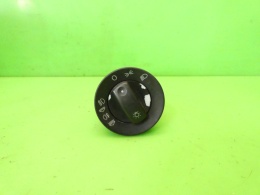 Przełącznik włącznik świateł halogeny 8E0941531C AUDI A4 B7 04-08