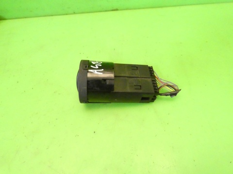 Przełącznik włącznik świateł halogeny 8E0941531C AUDI A4 B7 04-08