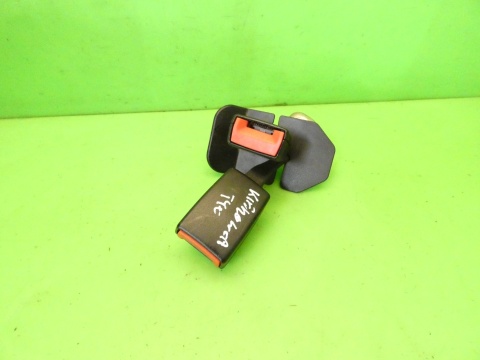 Zatrzask zapięcie pasa bezpieczeństwa lewy środek tył AUDI A4 B7 SEDAN 04-08