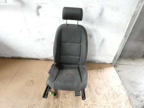 Fotel prawy pasażera przód AUDI A4 B7 SEDAN 04-08