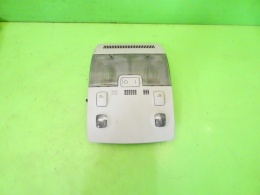 Lampka oświetlenie kabiny przód 8E0947135A AUDI A4 B7 04-08