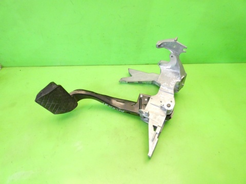 Pedał hamulca 8E1723140 8E1721117A automat AUDI A4 B7 2.0 ALT 04-08