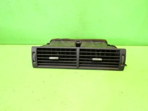Kratka nawiewu środek przód 8E0820951H AUDI A4 B7 04-08