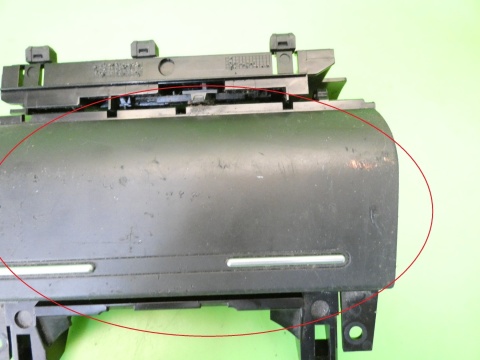 Popielniczka przód 8E0857951H AUDI A4 B7 04-08