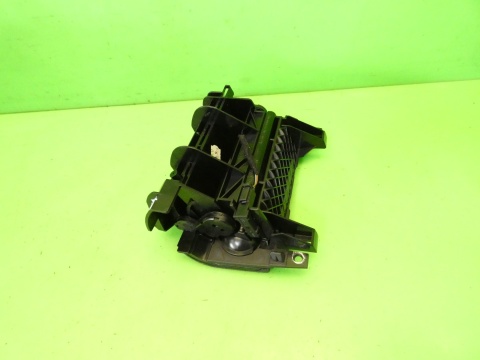 Popielniczka przód 8E0857951H AUDI A4 B7 04-08