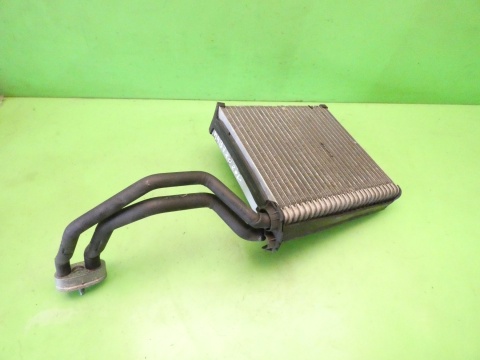 Parownik klimatyzacji 8E1820103A AUDI A4 B7 2.0 ALT 04-08