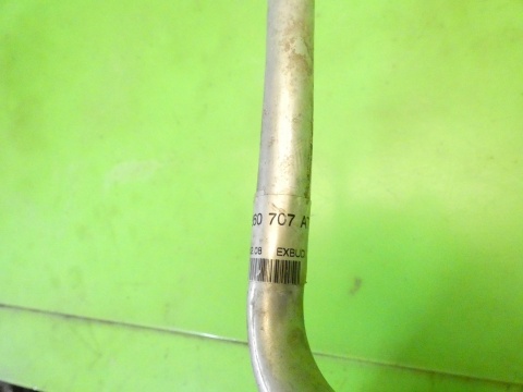 Rurka przewód klimatyzacji 8E0260707AT AUDI A4 B7 2.0 ALT 04-08