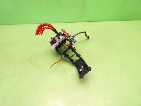 Skrzynka przekaźników 8E0937503B AUDI A4 B7 2.0 ALT 04-08