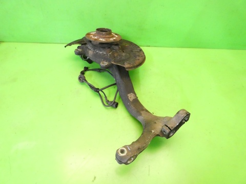 Zwrotnica piasta lewa przód 8E0407241B AUDI A4 B7 2.0 ALT SEDAN 04-08