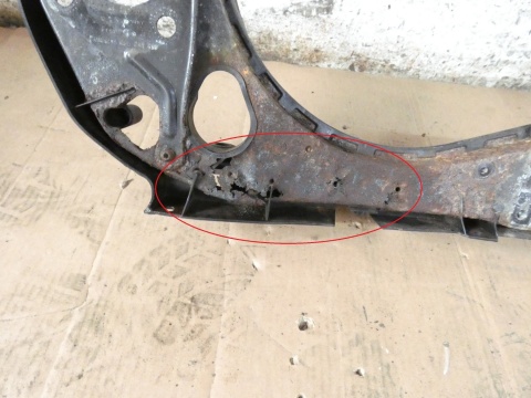 Pas przedni wzmocnienie czołowe AUDI A4 B7 2.0 ALT 04-08