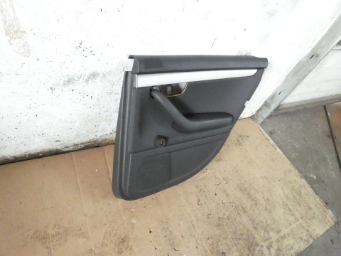 Boczek tapicerka prawa tył soul AUDI A4 B7 SEDAN 04-08
