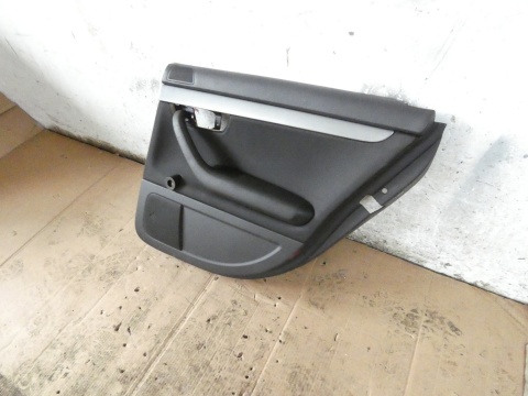 Boczek tapicerka prawa tył soul AUDI A4 B7 SEDAN 04-08