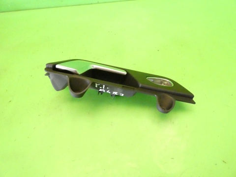 Klamka wewnętrzna prawa tył soul AUDI A4 B7 SEDAN 04-08