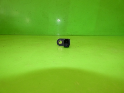 Czujnik temperatury powietrza dolotowego 06B905379D AUDI A4 B7 2.0 ALT 04-