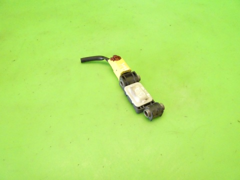 Czujnik uderzeniowy lewy 8E0959651A AUDI A4 B7 2.0 ALT 04-08