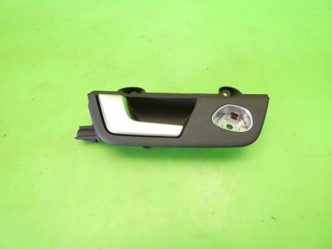 Klamka wewnętrzna lewa tył soul AUDI A4 B7 SEDAN 04-08