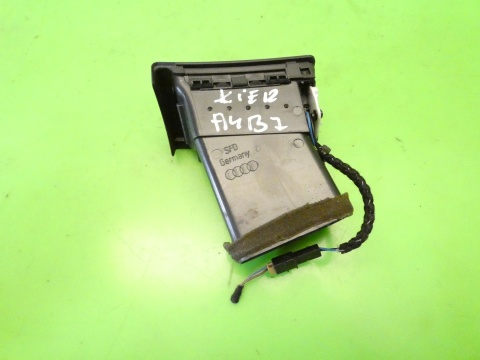 Kratka nawiewu lewa przód 8E0820901F AUDI A4 B7 04-08